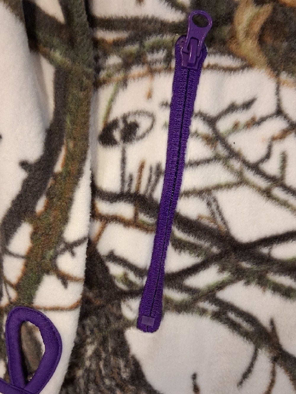 Mossy Oak White and Brown Realtree-Style Camo Fleece Jacket with Purple Accents. - Picture 3 of 13